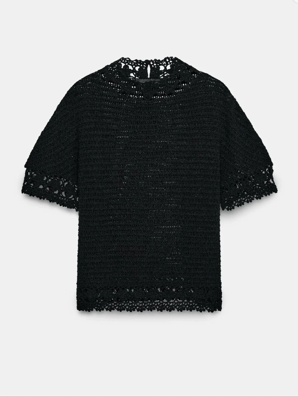 ❤️❤️SALE ENDS on Aug.18💔💔Zara HIGH COLLAR KNIT FLORAL TOP(S)
